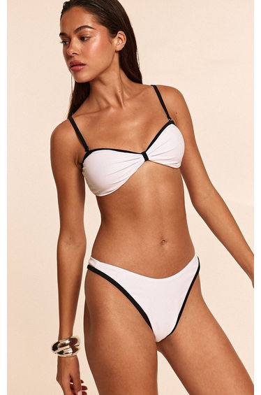 White Contrast Binding Scrunch Bum Bikini Bottoms