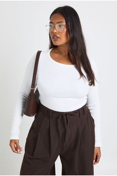 Plus Basic Rib Scoop Neck Longline Long Sleeve Fitted Top - white