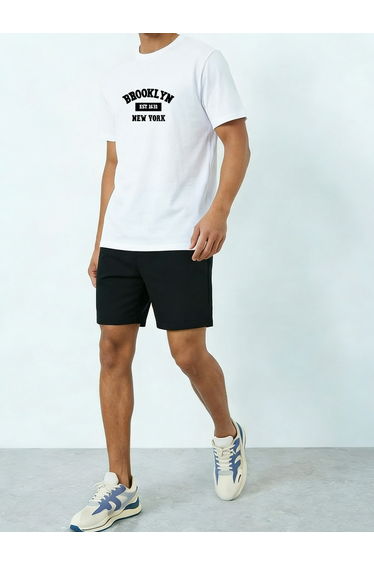 Men White Slogan Print Short Sleeve T-Shirt and Shorts Co-Ords