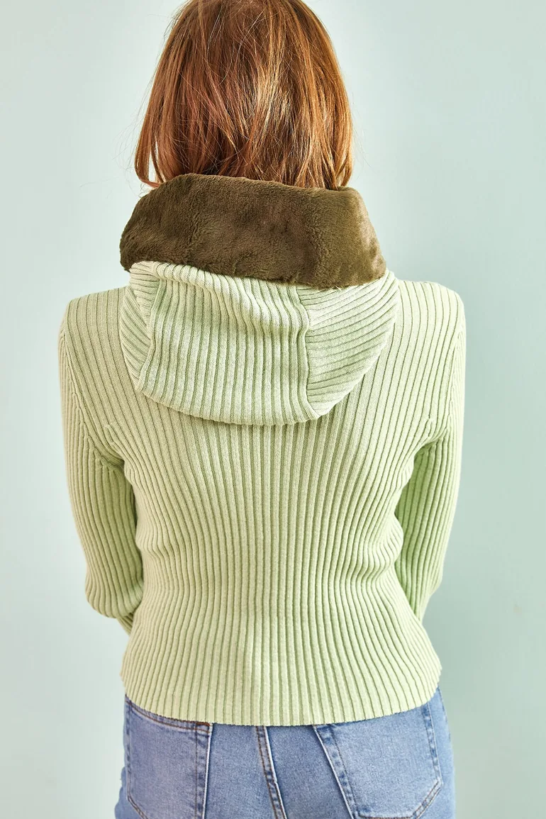 Women's Faux Fur Hooded Knitwear Sweater - 5