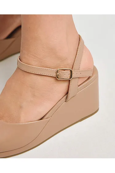 Barely There Wedge Sandal Ex Wide