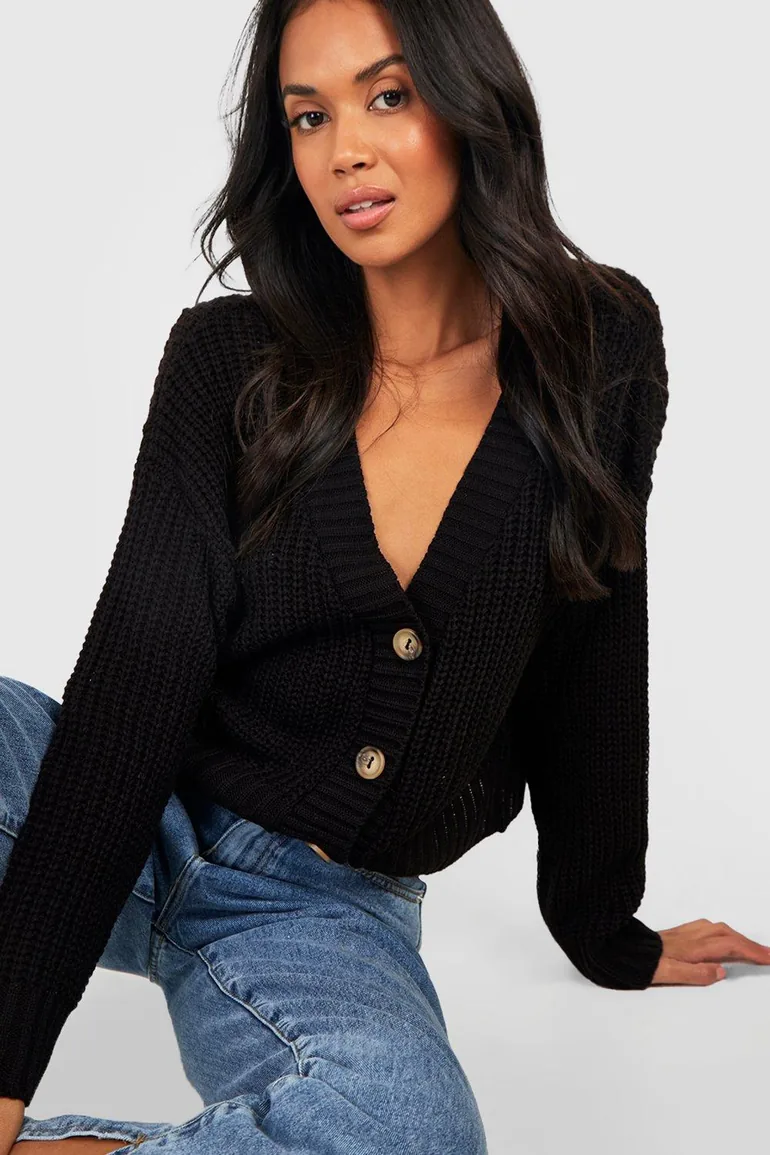 Chunky Knit Cropped Cardigan - black