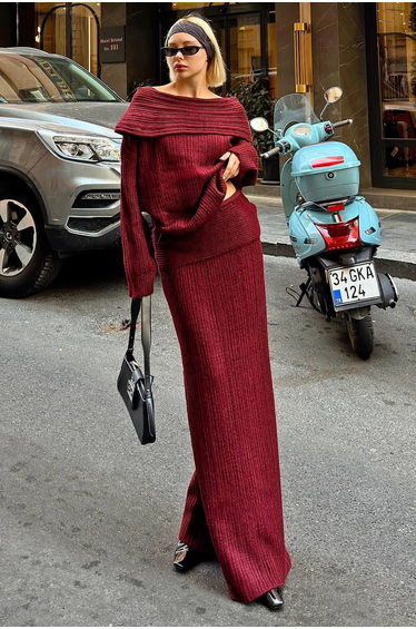Claret Red Daly Madonna Collar Sweater-Madonna Skirt Detail Women's Knitwear Top-Bottom Set