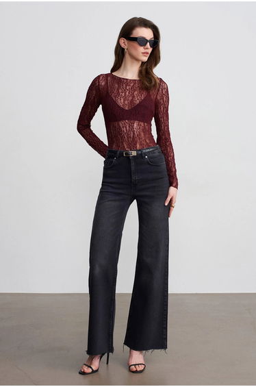 DILVIN Slim Fit Lace Boat Neck Blouse