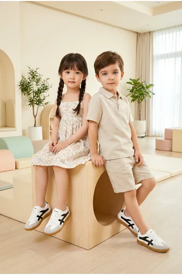 Kids Ds Ruby White Black Children's Sneaker Casual Sports Shoes