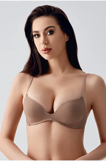 حمالة صدر باللون البني