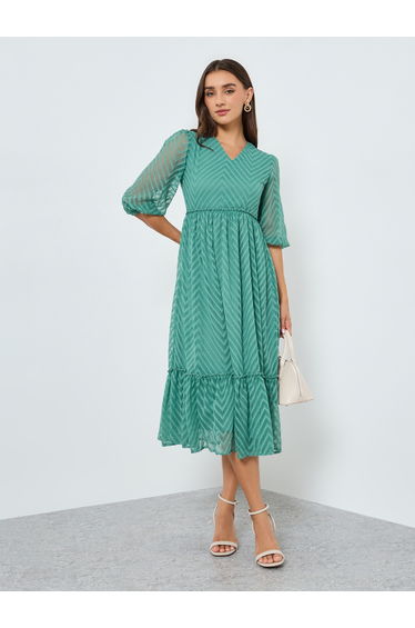 Women Green Balloon Sleeve Ruffled Hem Midi Dress