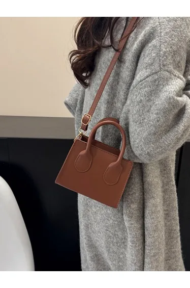 Brown Shoulder Bag with Dual Handle