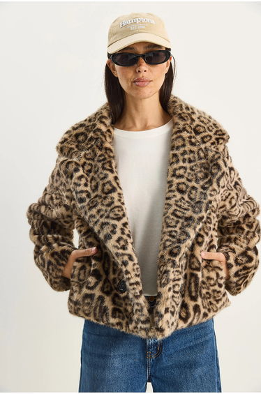 LUCCI Oversized Leopard Print Faux Fur Coat