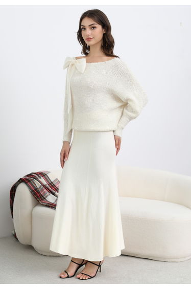 Organza Bowknot Sequin Embellished Fuzzy Knit Sweater in Ivory