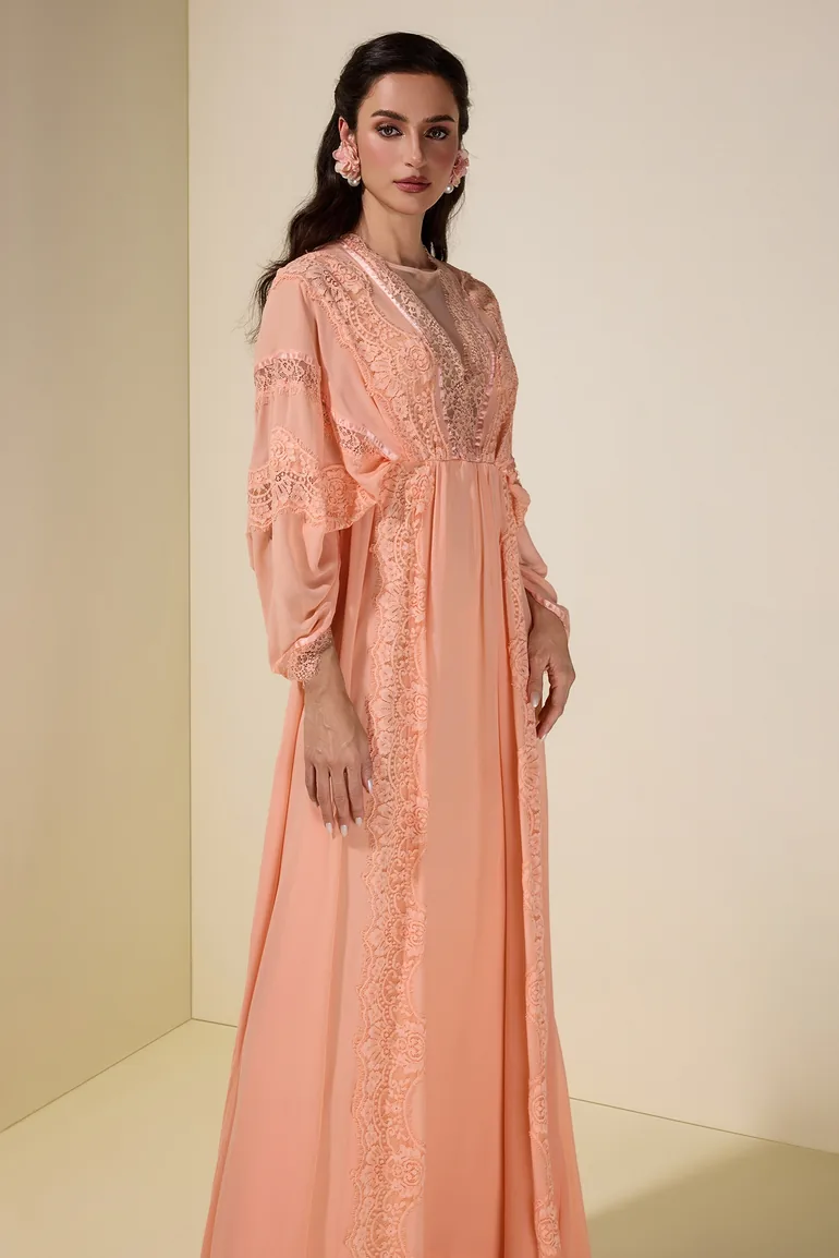 فستان ماكسي شيفون و دانتيل بأكمام باتوينغ - 6