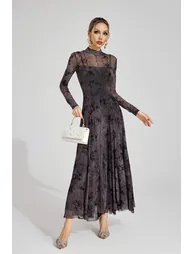 فستان كاتشال شيفون بني ماكسي على شكل حرف A بأكمام طويلة بطبعة أزهار - 2