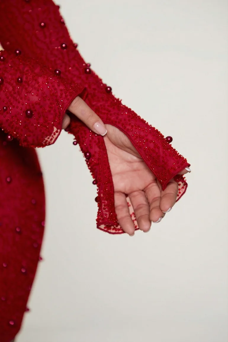 long sleeve deep plunge mini dress Long Sleeve Deep Plunge Mini Dress in Red Oh Polly Red : Holiday Dresses :  VogaCloset Jordan