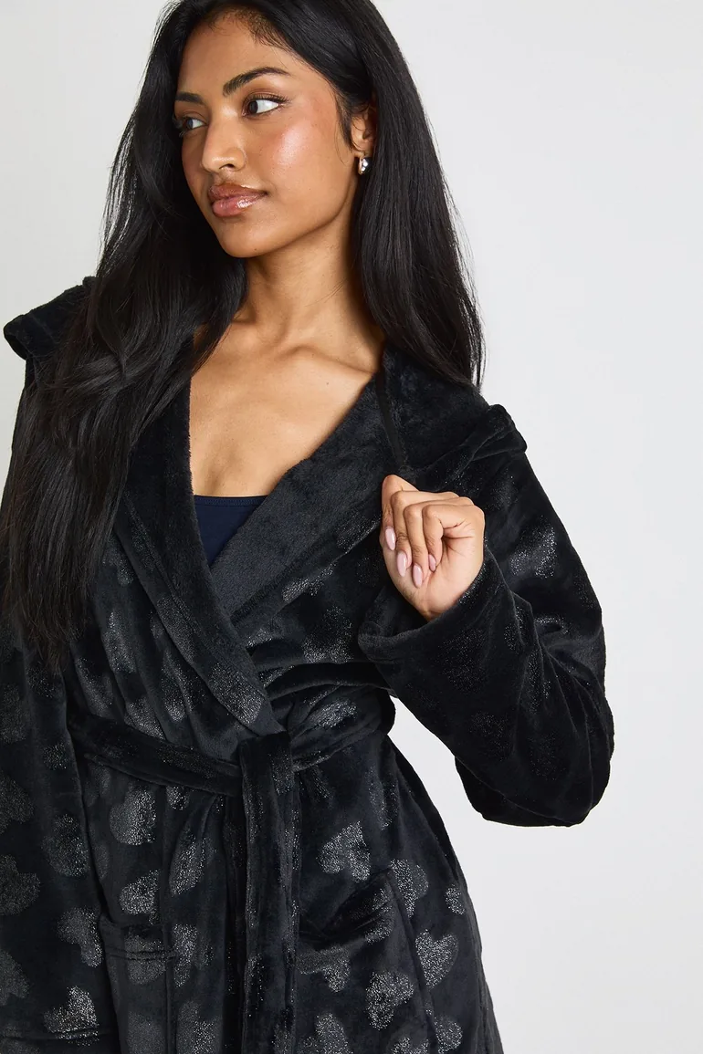 short hooded dressing gown Women's Classic Plush Hooded Robe, Short Fleece Bathrobe Solids