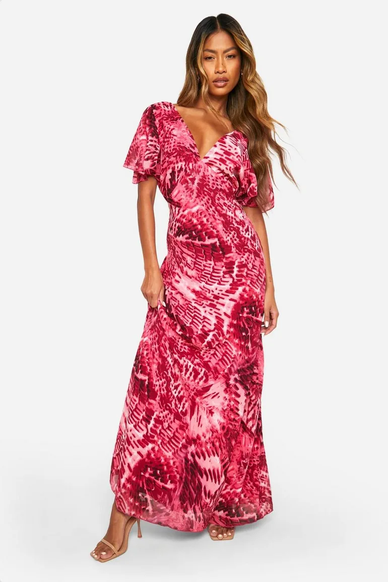 Shop Blur Print Angel Sleeve Maxi Dress Online in Qatar Shop Blur Print Angel Sleeve Maxi Dress Online in Qatar