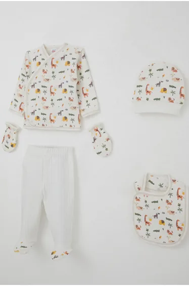 Baby Boy Hospital Discharge Set of 5, Baby Zoo Theme, Ecru