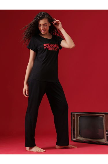 Stranger Things Text Print T-Shirt and Pyjama Set