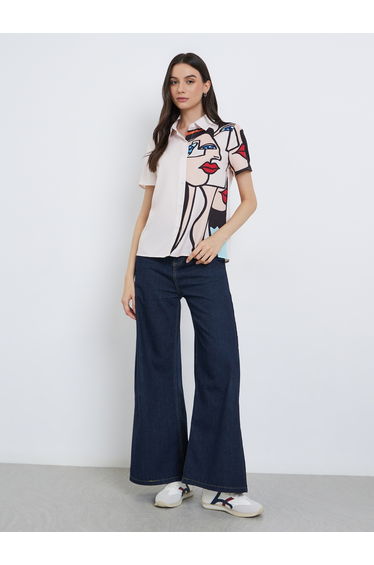 Graphic Print Buttoned Short Sleeve Shirt