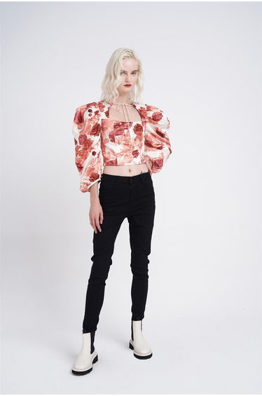 Cream-Apricot-Rose Long-Puff-Sleeve Crop-Top
