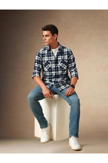 Spread Collar Relaxed Fit Shirt