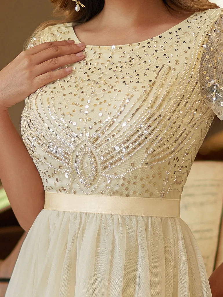 Leely Elegant Round Neck Short Sleeve Beaded Tulle Wedding Gown - 3