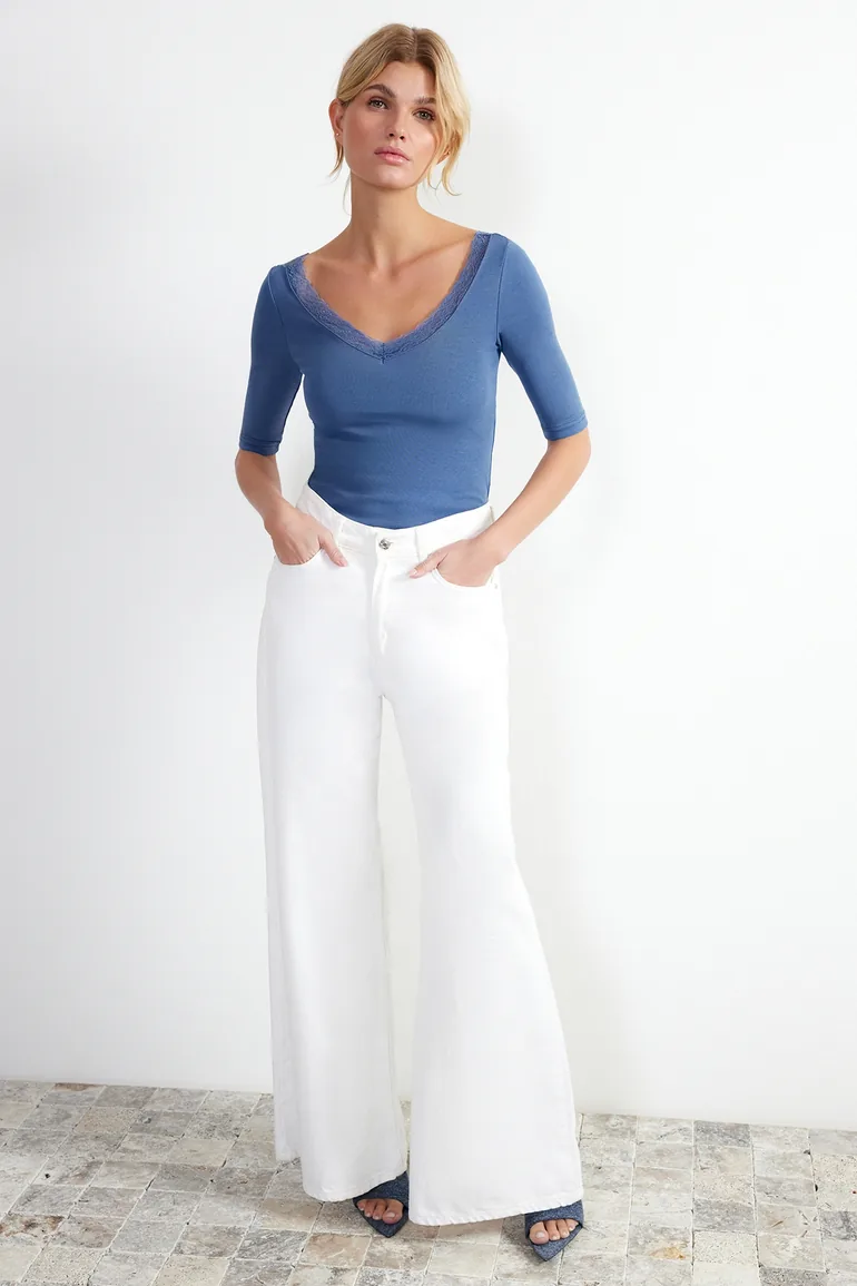 Indigo Lace Detailed V-Neck Fitted Cotton Stretchy Knitted Blouse - 5