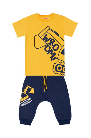 Kepçe Boy T-shirt Capri Shorts Set