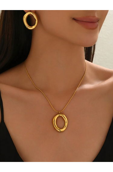 Gold Oval Pendant Necklace and Earring Set