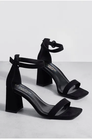 Wide Fit Round Buckle 2 Part Block Heels - black