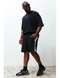 Black Men's Plus Size Regular/Regular Fit Color Block Detailed Shorts.