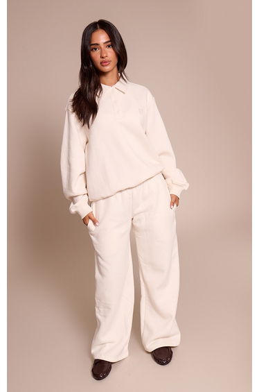 Petite Cream Prettylittlething Straight Leg Sweatpants