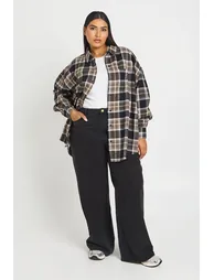 Plus Oversized Check Shirt - black