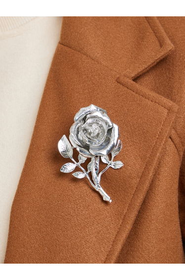 Flower Design Brooch