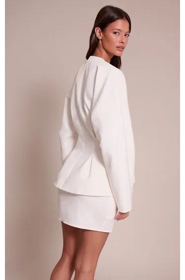 بليزر بأزرار - كريمي