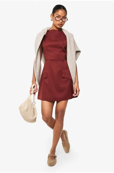 فستان بياقة سلاش بمظهر كتان لون برتقالي