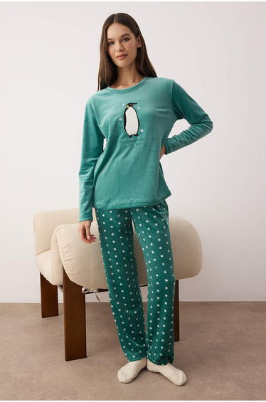 Green Snowflake Patterned Penguin Embroidered Velvet Knitted Pajama Set