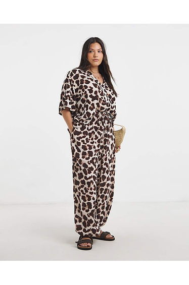 Leopard Print Crinkle Revere Shirt