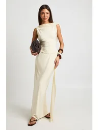 توب بوهو بلا أكمام