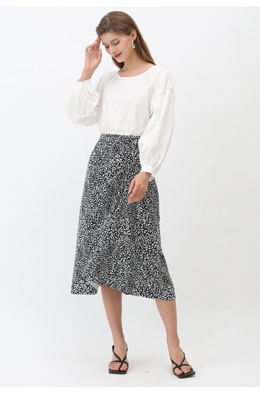 Contrast Line Puff Sleeves Loose Top in White