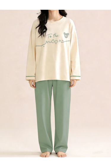 Plus Size Graphic Print T-Shirt and Pyjama Set