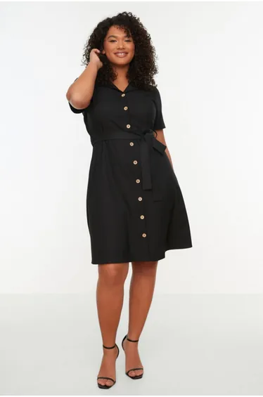 فستان قميص لون أسود - للمقاسات الكبيرة