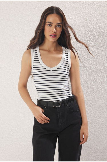 Navy Blue Striped Fitted/Body-Smoothing Sleeveless Flexible Knitted Undershirt
