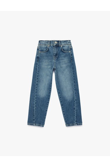 Cut jeans
