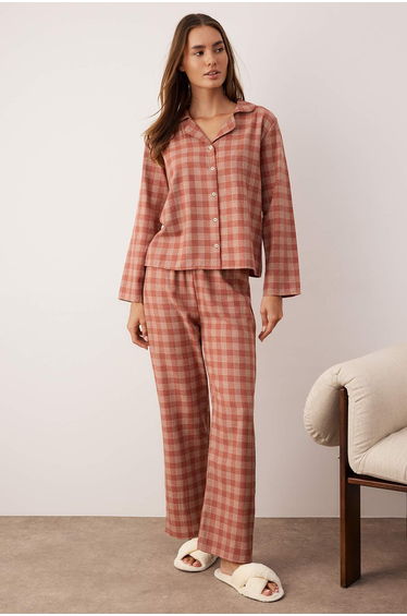 Rose plaid / checkered flannel woven pajama set
