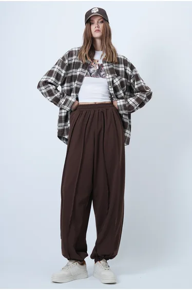 Women's dark brown stitch detailed elastic cuff jogger pants