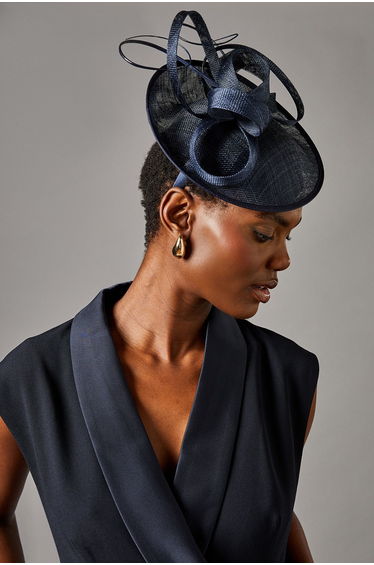 Side Facing Structured Fascinator