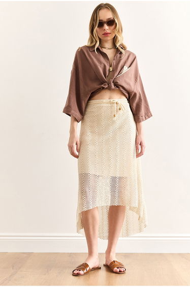 Women's Stone Lace Detailed Lined Asymmetrical Cut Guipure Skirt
