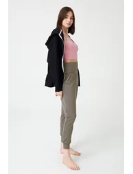 Pants - Khaki - Carrot pants