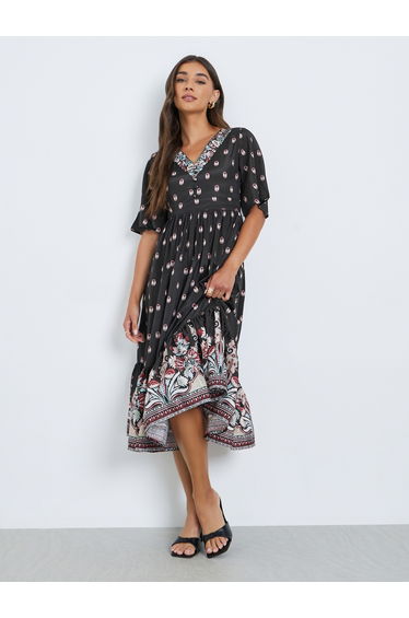 Women Black Floral Print A-Line Midi Dress
