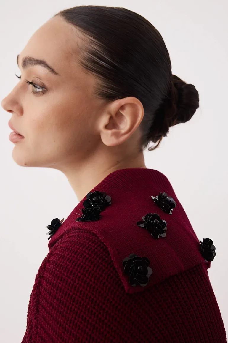 Burgundy Turn-down Collar Rose Accessory Detailed Knitwear Sweater - 2